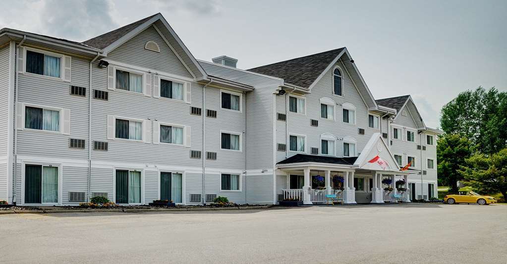 Ramada By Wyndham Miramichi New Brunswick Hotel Exterior photo